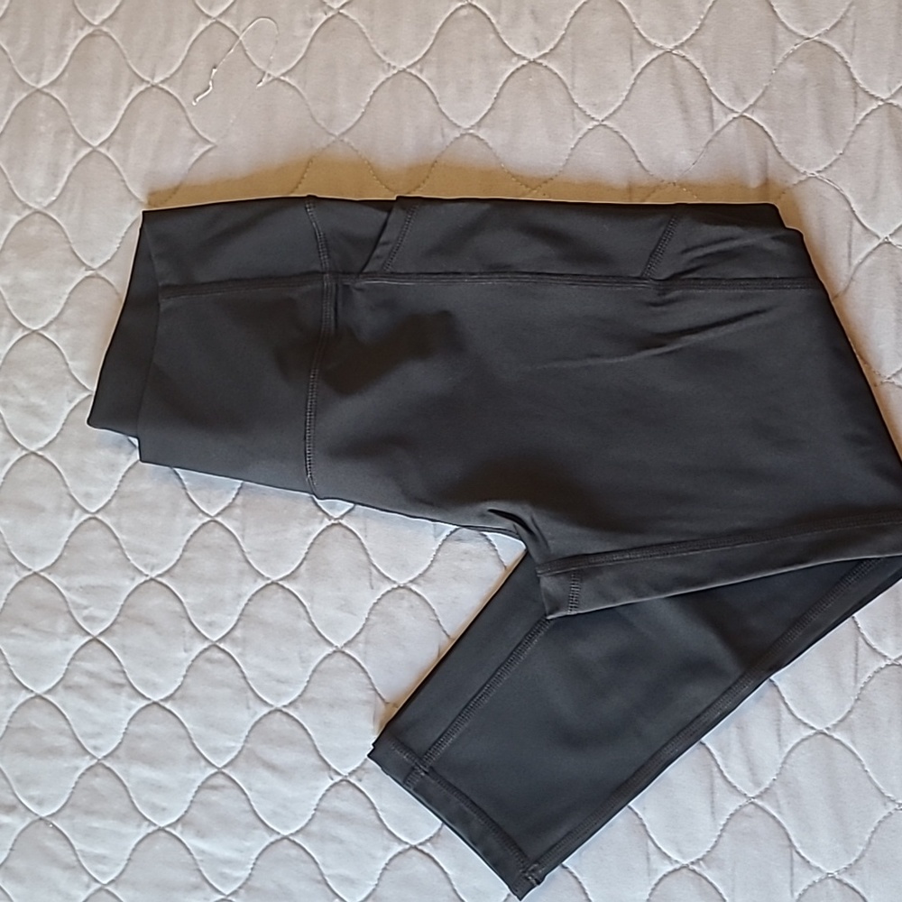 Zyia leggings